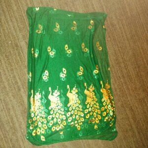 Beautiful Green Scarf w/Gold accents